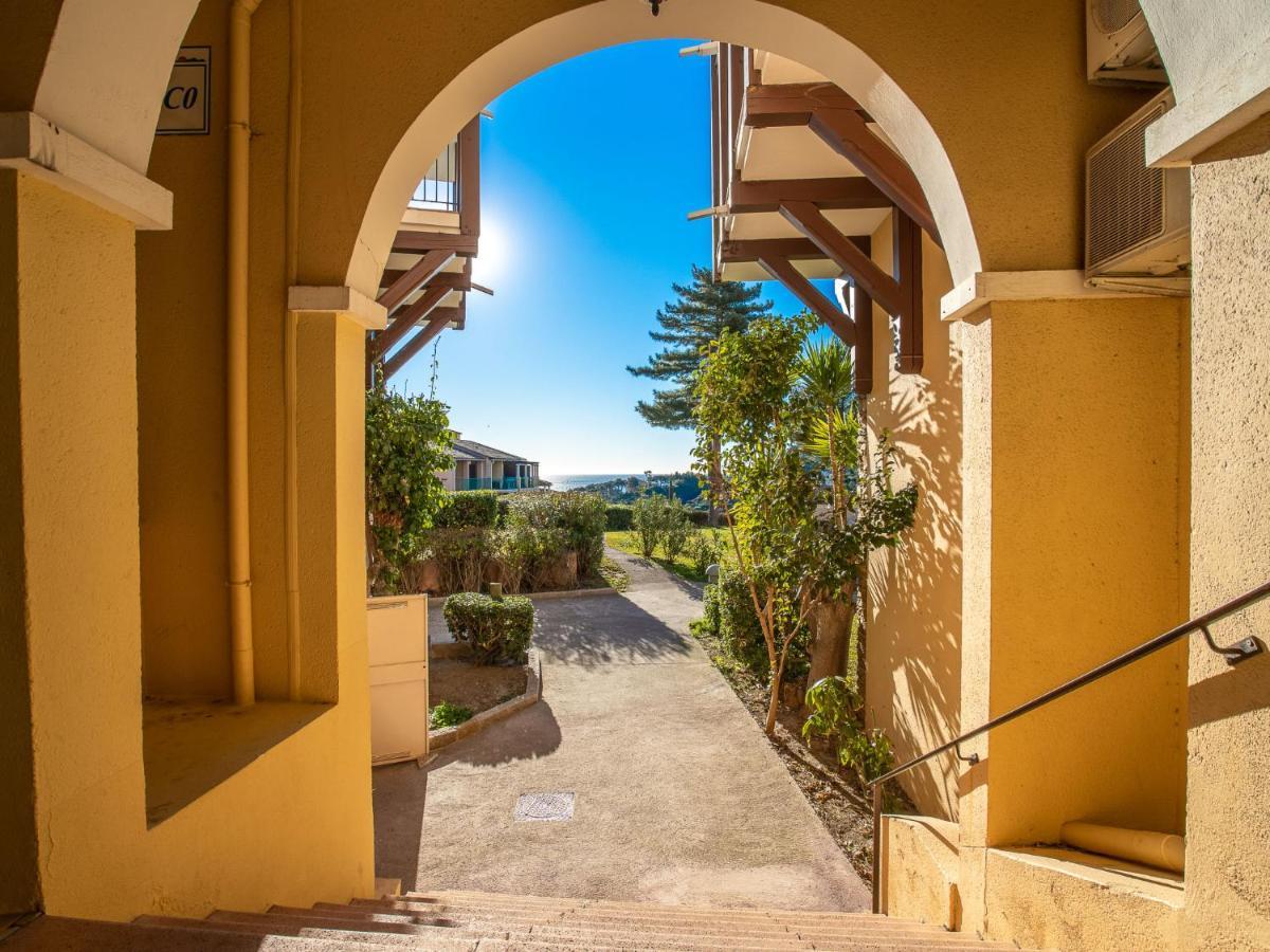 Apartment Village Cap Esterel - Le Village-68 By Interhome Saint-Raphaël Buitenkant foto