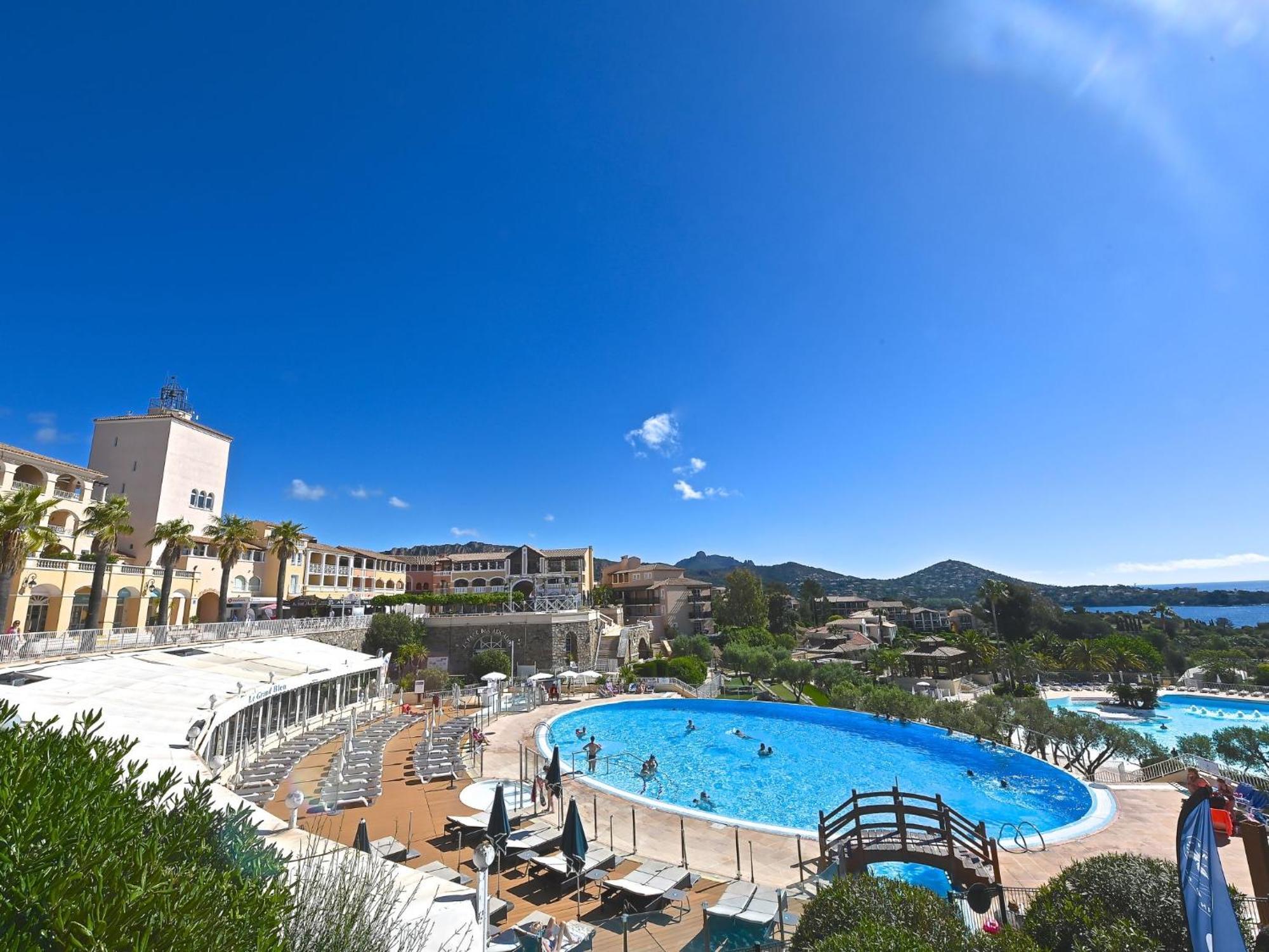 Apartment Village Cap Esterel - Le Village-68 By Interhome Saint-Raphaël Buitenkant foto